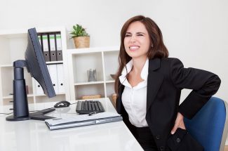 late internet surfing causes back pain